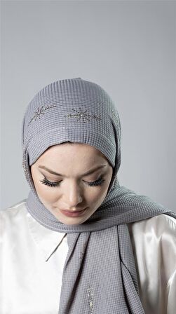 Gri Pratik Hazır Geçmeli Tesettür Şal Örme Kumaş Taşlı Yıldız Desenli  2118Y_15