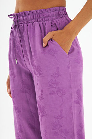 Jakarlı Kumaş Çiçek Desenli Rahat Kalıp Pantolon