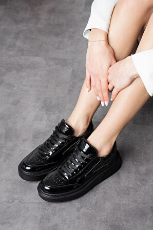 Siyah Rugan (Siyah Taban) Bağcıklı Günlük Hafif Ortapedik Taban Kadın Sneaker
