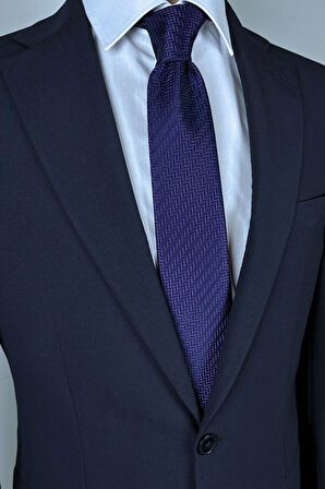 Mor Desenli 8 Cm Genişliğinde Klasik Kravat