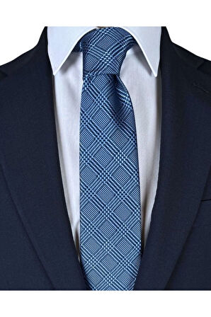 Lacivert Renkli Ekose Desenli 7 Cm Genişliğinde Ince Kravat