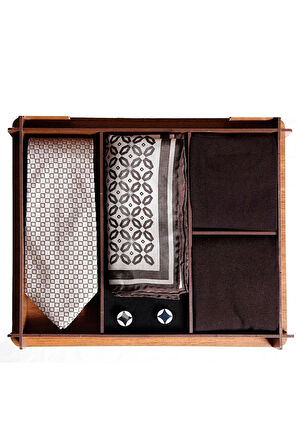 Ipek Kravat Ipek Mendil Metal Kol Düğmesi Bambu Çoraplı Erkek Hediye Seti