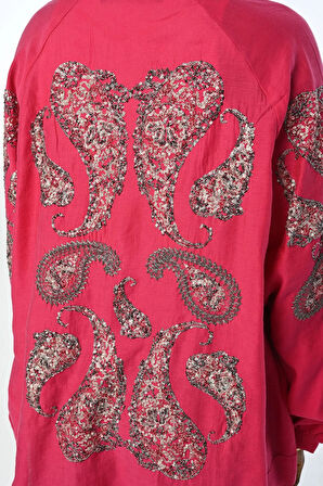 KADIN OVERSIZE KALIP KOL VE SIRTI NAKIŞ İŞLEMELİ KİMONO