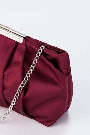  Bordo Zincir Askılı Pileli Saten Kadın Clutch