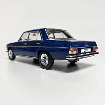 White Box 1/24 Mercedes Benz 220d