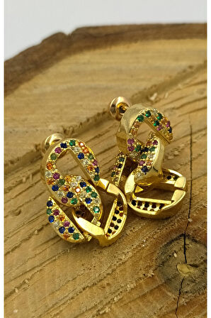 Gold Renk Figürlü Çelik  Küpe