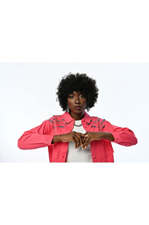 KADIN ROBASI TAŞ İŞLEMELİ GABARDİN CEKET