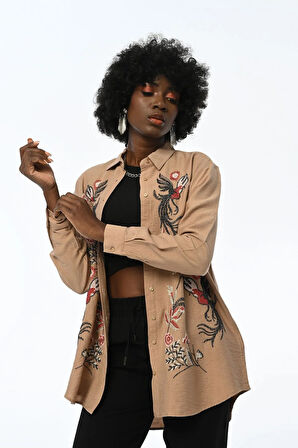 KADIN ÖNÜ NAKIŞ İŞLEMELİ OVERSIZE GÖMLEK