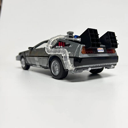 Jada 1/24 Delorean Time Machine I