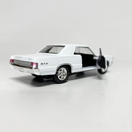 Welly Pontiac Gto 1/36