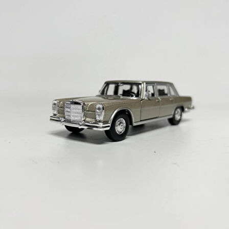 Welly Mercedes Benz 600 Pullman 1/36