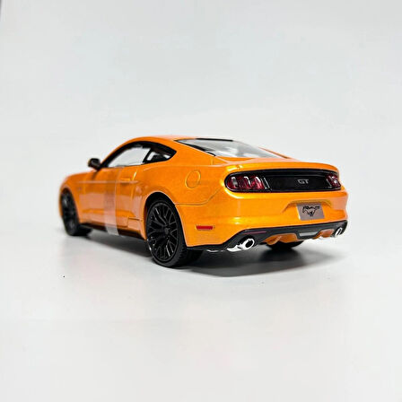 Maisto Ford Mustang GT 1/24