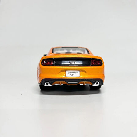 Maisto Ford Mustang GT 1/24