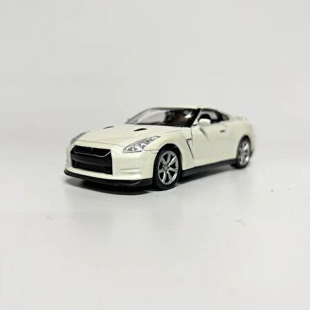 Welly Nissan GT-R R35  1/36