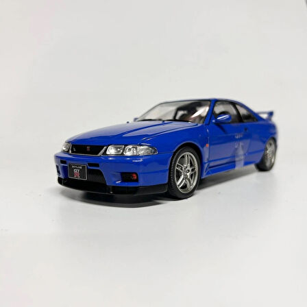 White Box 1/24 Nissan Skyline R33