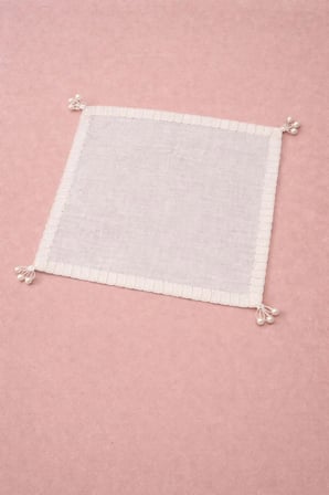 İnci Detaylı Sunum Peçetesi – 18x18 cm (1 Adet)