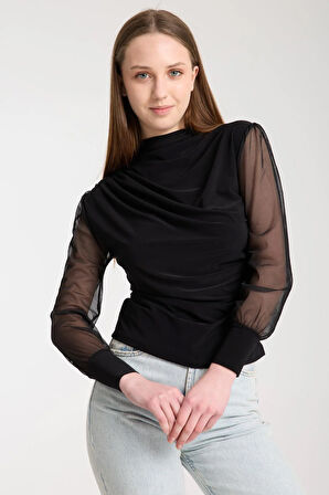 Kadın Büzgü ve Kolları Tül Detaylı Sandy Siyah Bluz