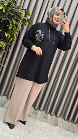 Kadın Büyük Beden Zincir Detaylı Taş İşlemeli Rahat Kalıp Esnek Kumaş Tunik 