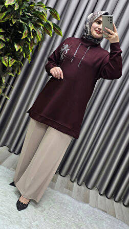 Kadın Büyük Beden Zincir Detaylı Taş İşlemeli Rahat Kalıp Esnek Kumaş Tunik 