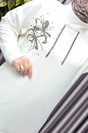 Kadın Büyük Beden Zincir Detaylı Taş İşlemeli Rahat Kalıp Esnek Kumaş Tunik 