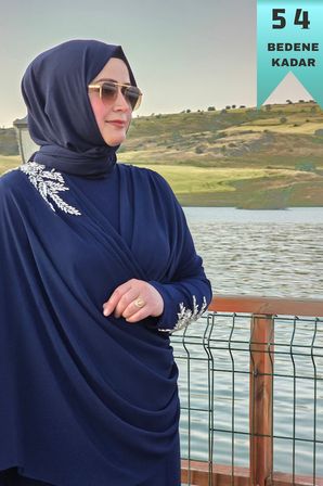 Kadın Giyim Büyük Beden Kolu ve Omuzu Taş İşlemeli Drapeli Şifon Abiye 