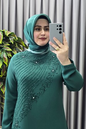 Kadın Giyim Büyük Beden Çiçek Taş Baskılı Krep Kumaş Abiye 