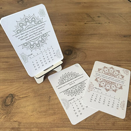 2026 Takvim - Ayet Yazılı Standlı Masaüstü Takvim- Ahşap Telefon Tutucu