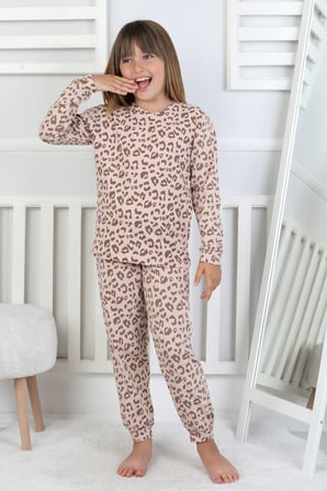 Minik Uyku Avcısı - Vahşi Rahatlık Serisi Leopar Desenli Kız Çocuk Pijama Takımı 