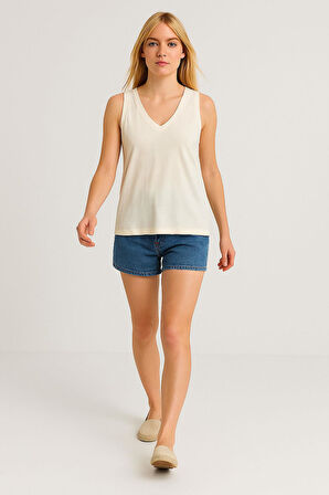 2 Adet A Kesim Ön ve Arka V Yaka Kalın Askılı Pamuklu Basic Atlet Tişört