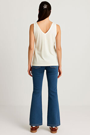 3 Adet A Kesim Ön ve Arka V Yaka Kalın Askılı Pamuklu Basic Atlet Tişört