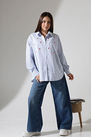  Oversize Çizgili Poplin Kumaş Kalp Nakış Detaylı Apoletli Tasarım Gömlek