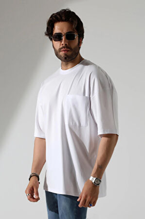 Oversize Bisiklet Yaka Cep Detaylı Salaş T-Shirt