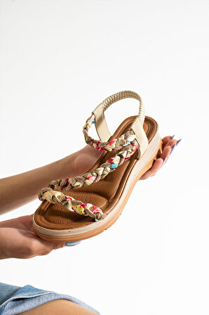 Bej Çiçekli Saten Kumaş Günlük Taş Biyeli Kadın Sandalet