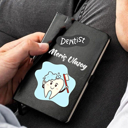 Kişiye Özel Diş Doktoru Tasarımlı Deri Not Defteri – Tüy Kalem Detaylı Şık Hediye