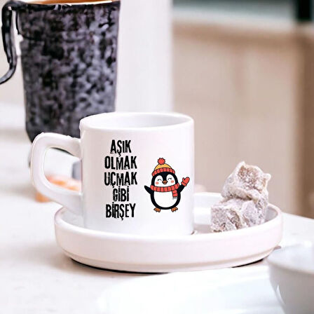 Aşık Olmak Uçmak Gibi Bir Şey Tasarımlı Türk Kahve Fincanı – Hediyelik Tekli Fincan