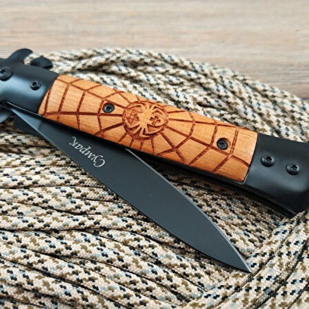 Kişiye Özel Scorpion Tasarımlı Ahşap Saplı  Kamp Outdoor Cep Çakısı