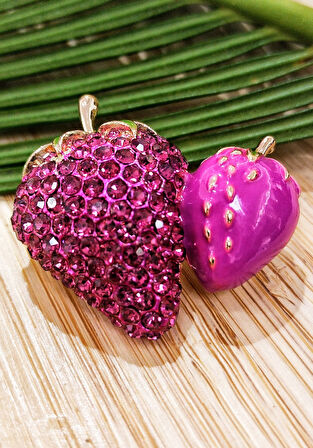 Monalisa Home Pempe  Çilek Figürlü Broş