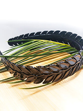 Monalisa Home Kemik Siyah Şık Plastik  Taç