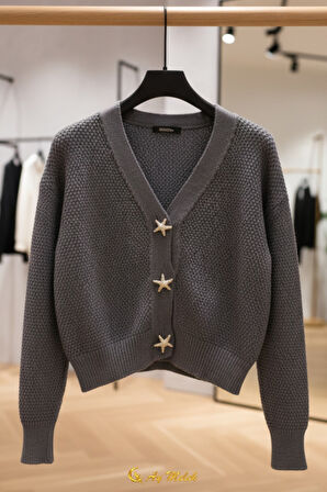 Kadın Triko Hırka Yumuşak V Yaka Yıldız Düğmeli Kısa Hırka