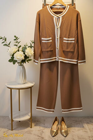 Kadın Triko Takım Şerit Detaylı Düğmeli Hırka ve Pantolon Alt Üst Takım