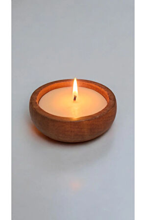 Lavanta Kokulu Mum – Ahşap Kasede El Yapımı Soya Wax | Aromaterapi & Dekoratif Mum