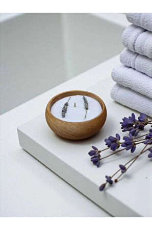 Aromaterapi Serisi Lavanta Bitkili Ahşap Kasede %100 Doğal Soya Mum