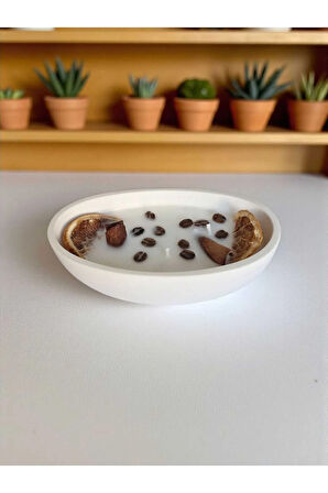 Spiritüel Seri | Lavanta Esanslı, Kahve Çekirdekli, Tarçın ve Portakallı Dekoratif Mum