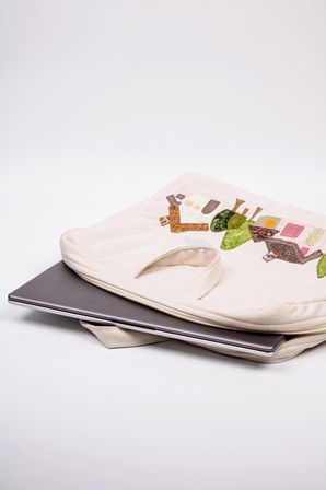 Laptop Çanta Patchwork İşlemeli