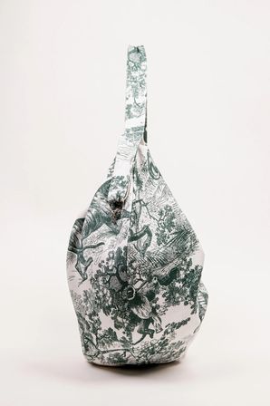 Omuz Çantası Yeşil Desenli Duck Kumaş Astarlı Fermuarlı 60x32 cm