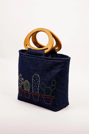 El Çantası Kot Kumaş Ahşap Saplı Kaktüs Nakışlı İçi Astarlı Mıknatıslı 38x30 cm