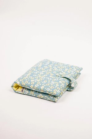Kitap Kılıfı ve Defter Kılıfı 20x25 cm A5 Uyumlu Fermuarlı Kalem Cepli Kumaş Organizer