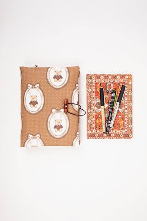 Kitap Kılıfı ve Defter Kılıfı 20x25 cm A5 Uyumlu Fermuarlı Kalem Cepli Kumaş Organizer