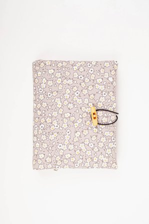 Kitap Kılıfı ve Defter Kılıfı 20x25 cm A5 Uyumlu Fermuarlı Kalem Cepli Kumaş Organizer