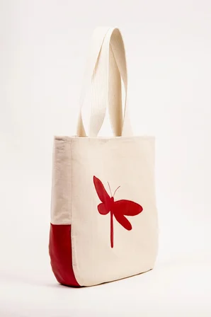 Kanvas Omuz Çantası Kadın Tote Çanta Kırmızı Kelebek Aplikeli 40x37 cm